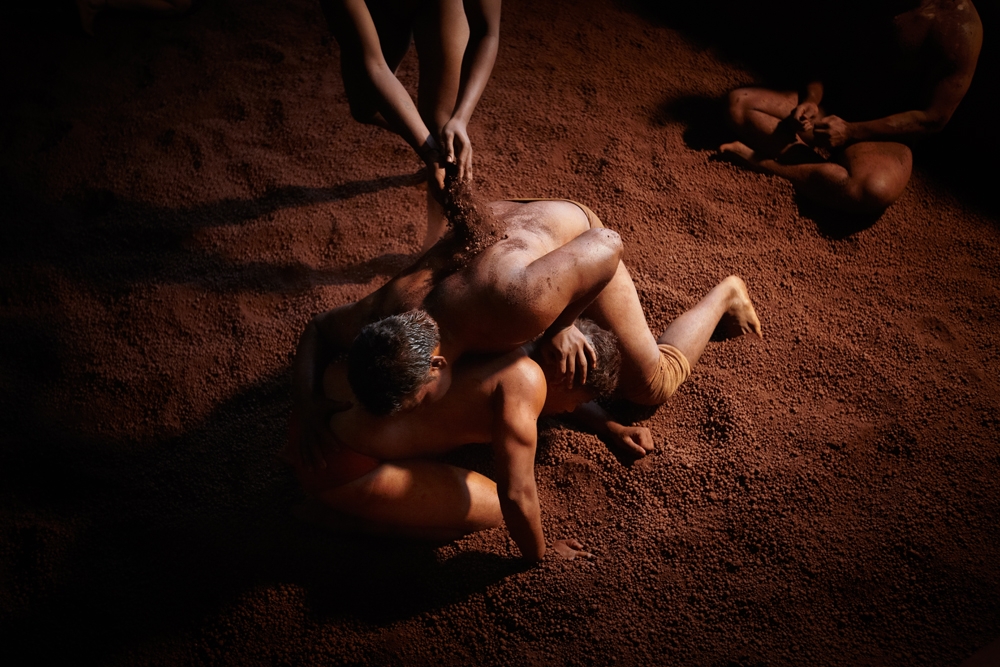 RED WARRIORS: THE KUSHTI WRESTLERS OF KOLHAPUR