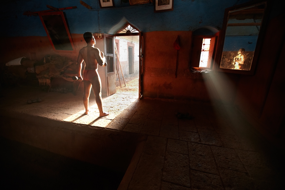 RED WARRIORS: THE KUSHTI WRESTLERS OF KOLHAPUR