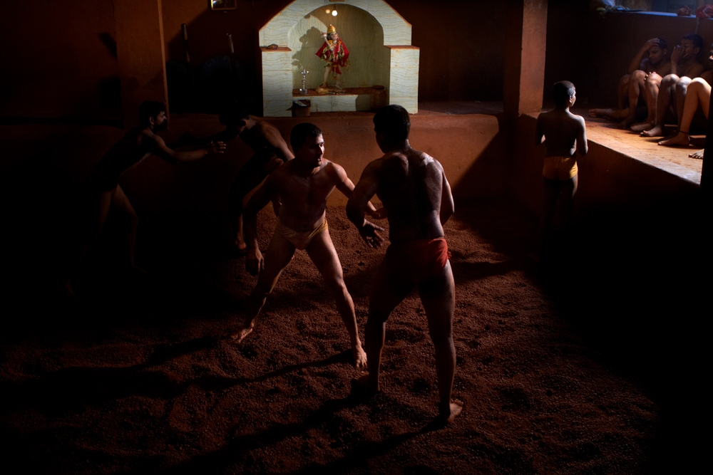 RED WARRIORS: THE KUSHTI WRESTLERS OF KOLHAPUR