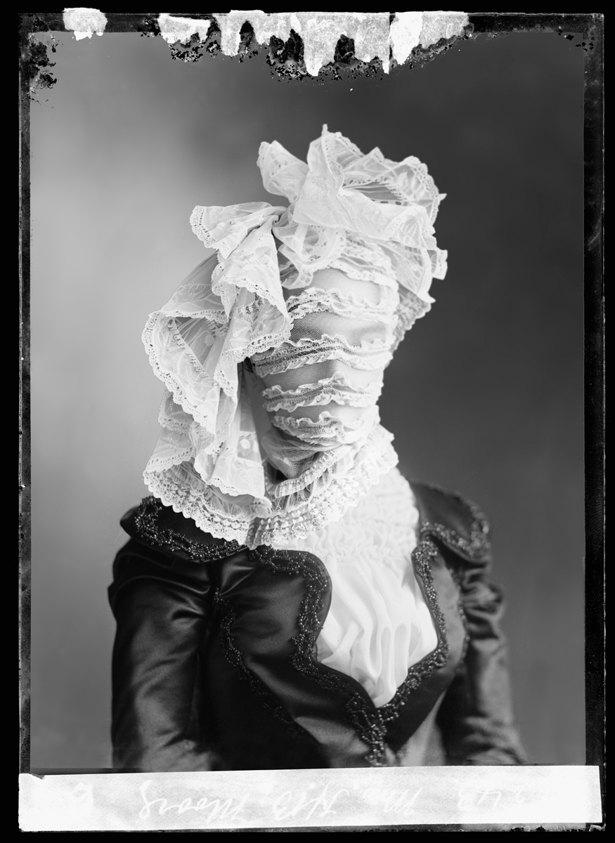 Anonymia