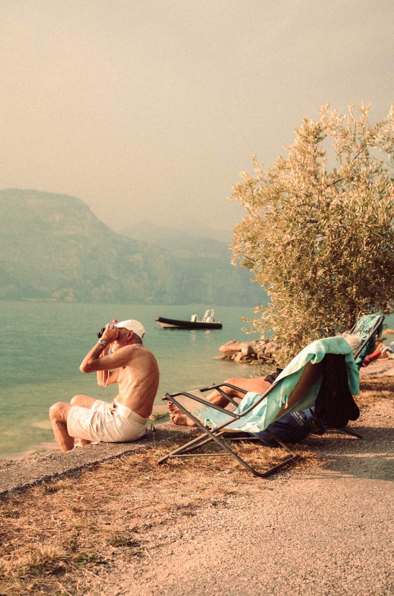 LAGO BINOCLULARS