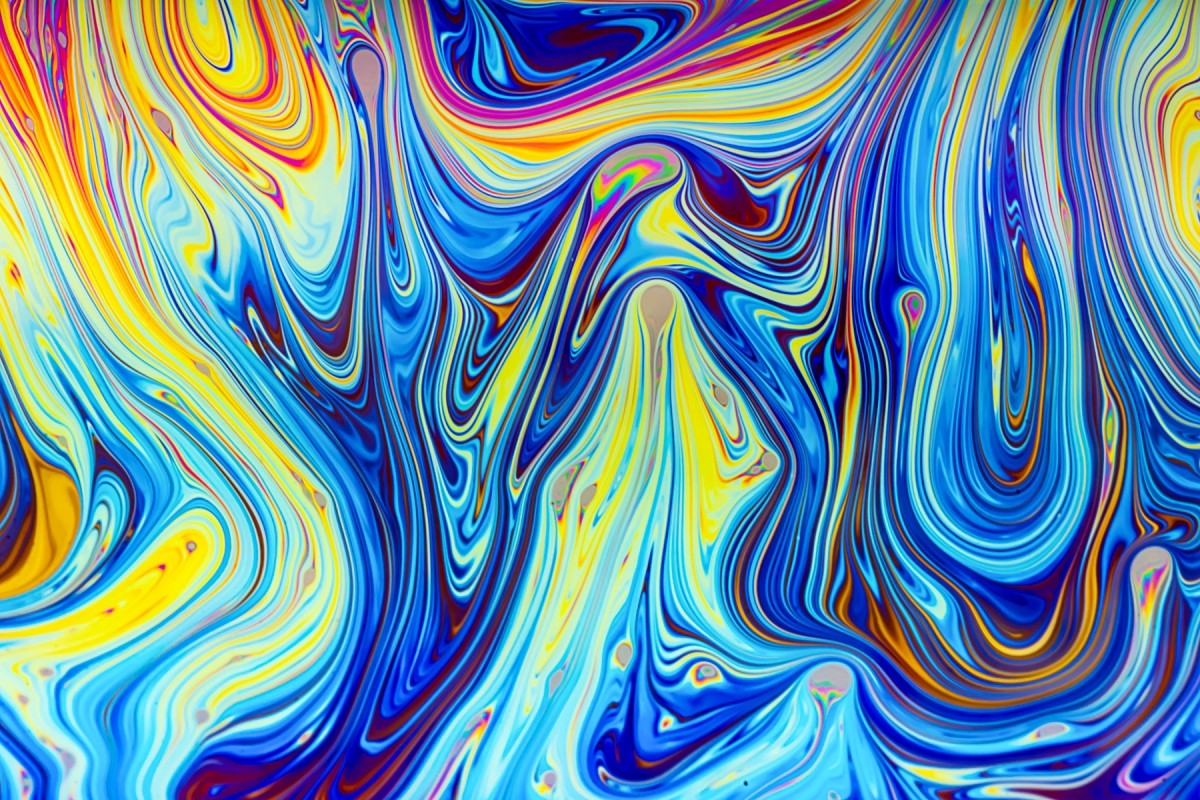 The many faces of a soap bubble