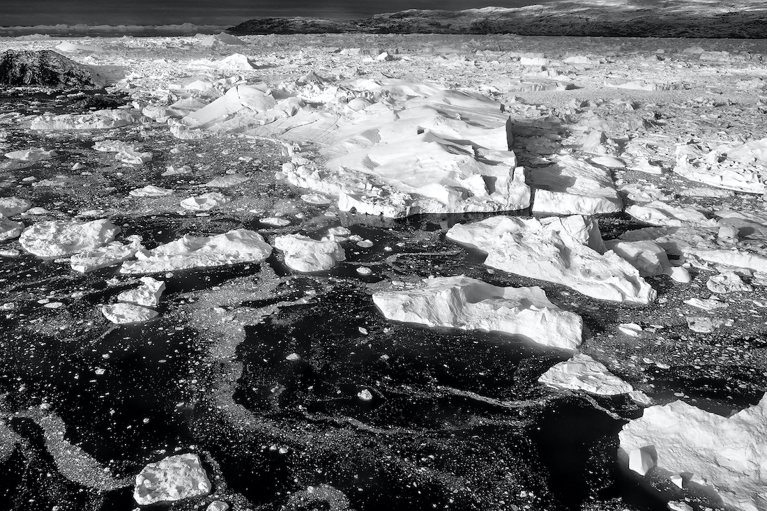 Over the iceberg (Black and White)