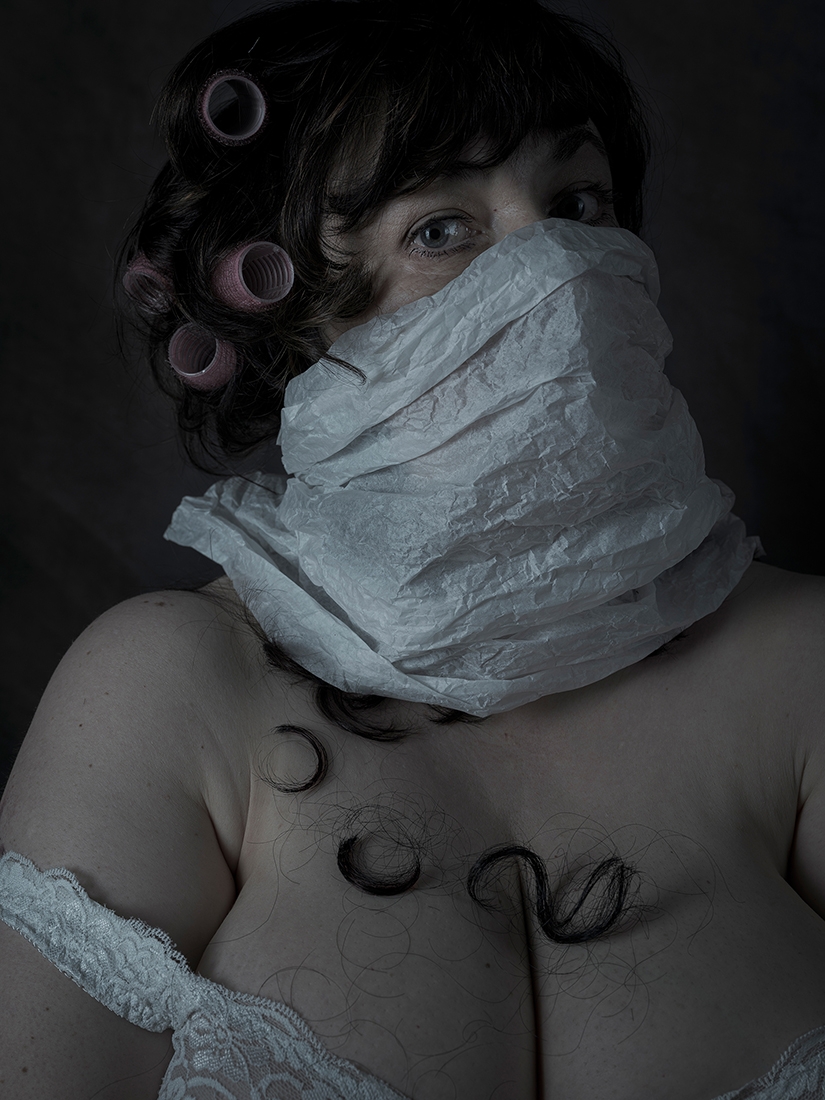 The pale moonlight of silence
