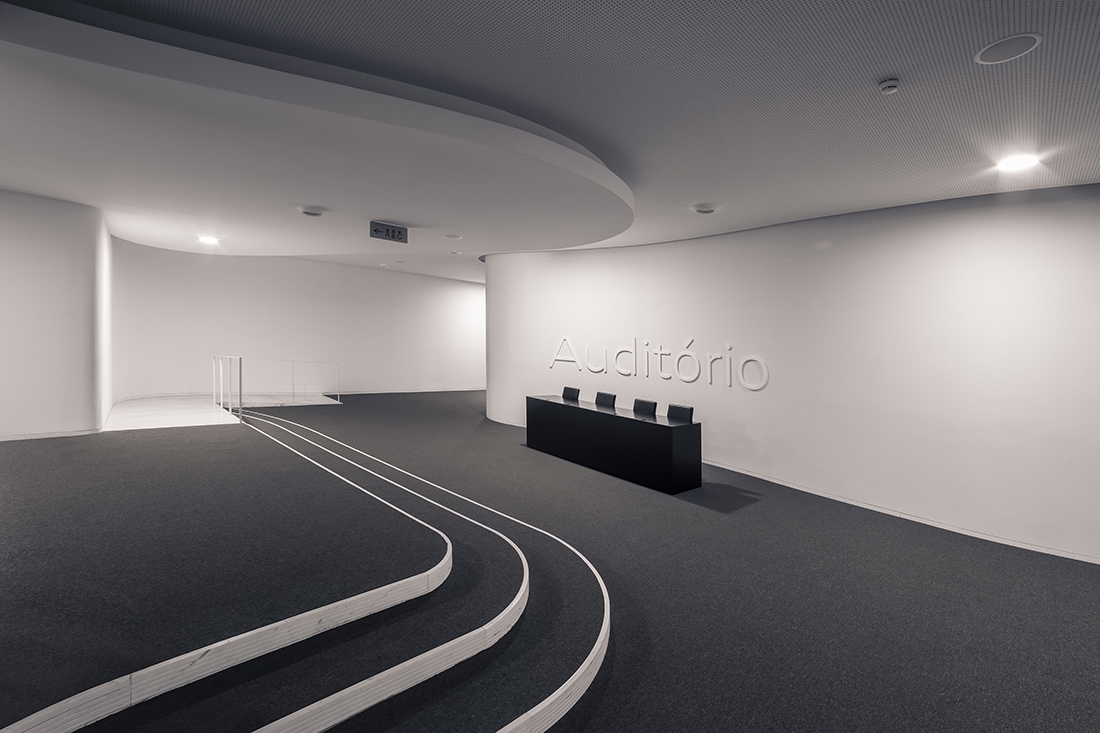 EDP building in Oporto - Auditorium
