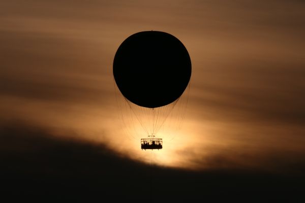 Balloon exlipse