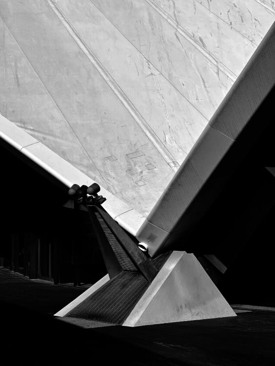 light and shapes / Tempodrom (gmp architetcs)